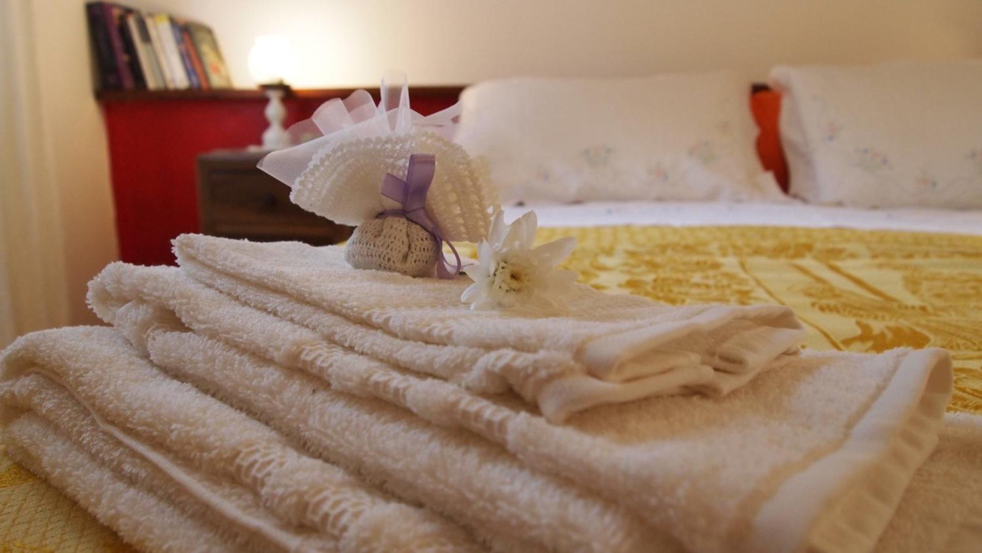 Agriturismo La Terra Valiano Værelse billede